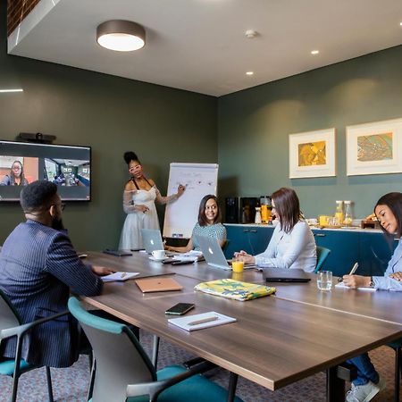 Home Suite Hotels Rosebank Johannesburg Ngoại thất bức ảnh