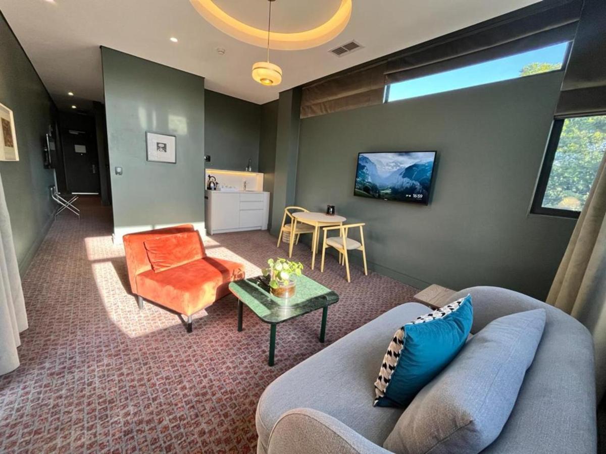 Home Suite Hotels Rosebank Johannesburg Ngoại thất bức ảnh