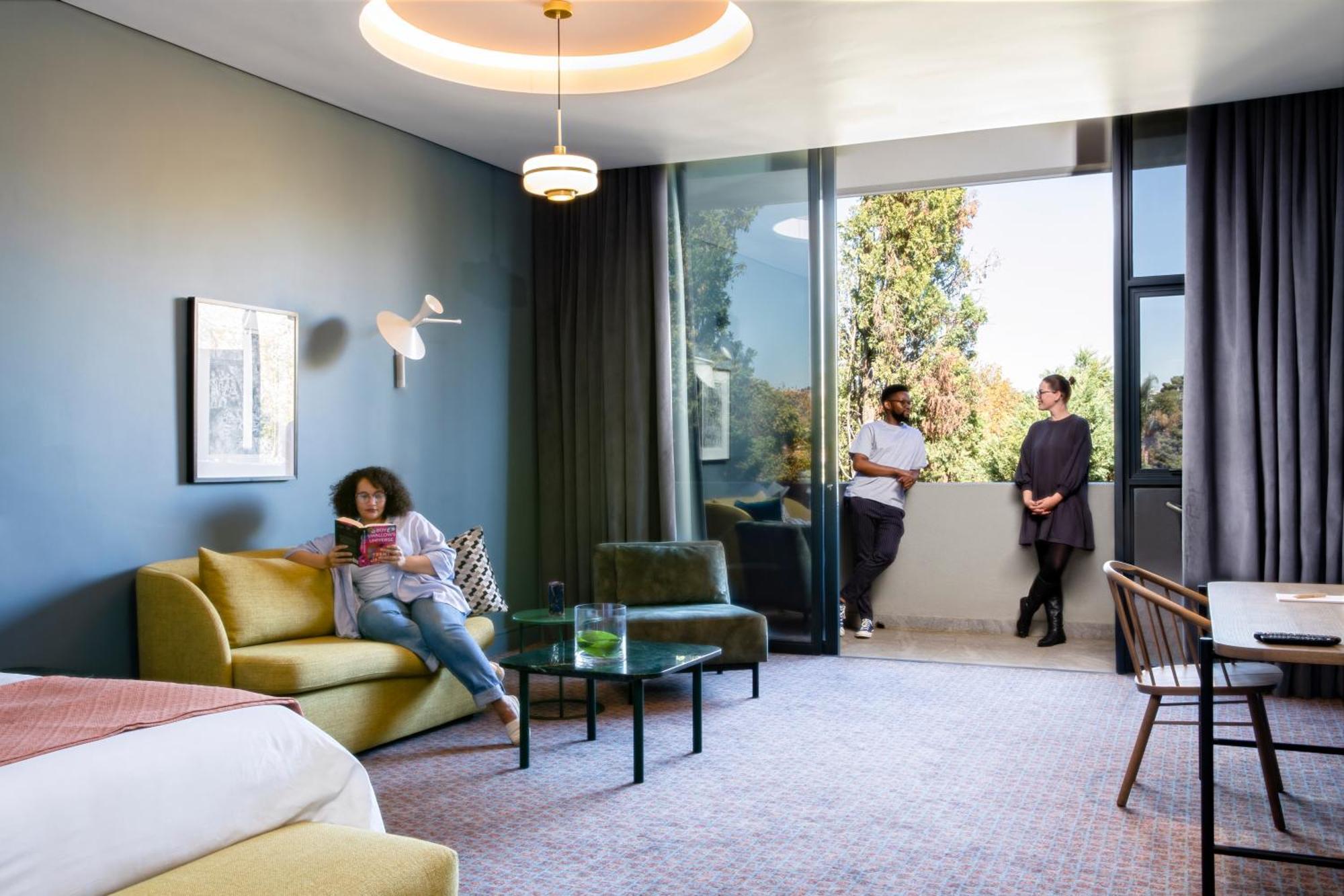 Home Suite Hotels Rosebank Johannesburg Ngoại thất bức ảnh